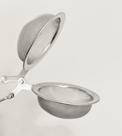 Infusor de Chá Pinça Inox - CHAVENA ® - Loja de Chás Gourmet, Blends Exclusivos e Infusões de Qualidade