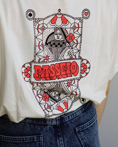 Camiseta Rainha *larguinha* - comprar online