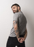 Camiseta golinha alta com fios de cashmere cinza unissex 