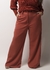 Calça wide leg cintura alta alfaiataria ferrugem