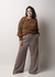 Calça wide leg cintura alta alfaiataria cinza