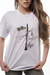 Camiseta branca estampada com flauta e pássaros unissex