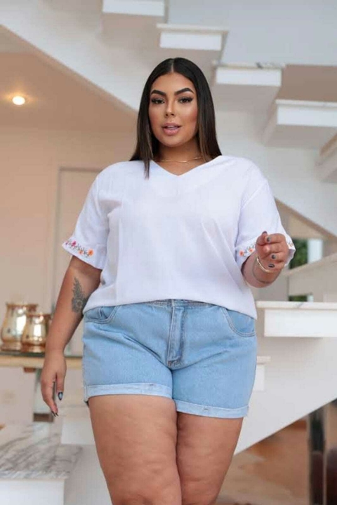 Blusa Manga Curta Flaire Bordada