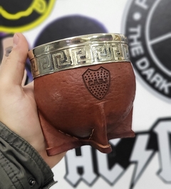 IMPERIAL DE ALPACA PERSONALIZADO EN CUERO