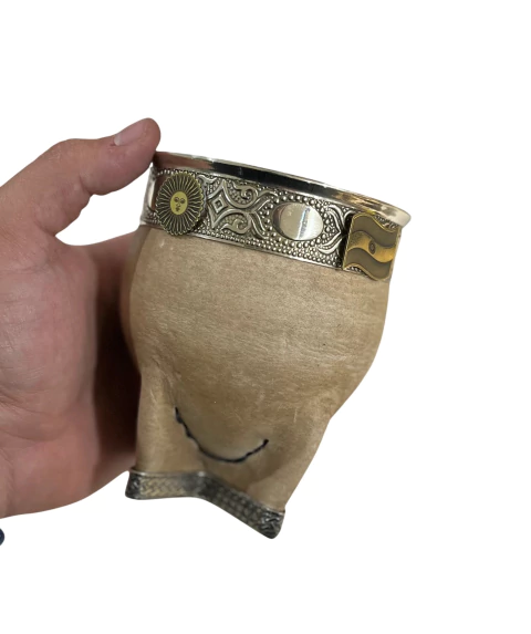 IMPERIAL CUERO CRUDO CON APLIQUES ARG - comprar online