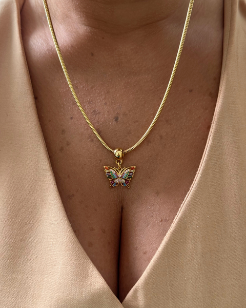 COL777- COLAR TORCIDO BORBOLETA NAVETI COLORIDO - 40cm + 5cm extensor- FOLHEADO A OURO 18k - comprar online