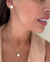 ACO07 -CONJUNTO INSPIRAÇÃO VG TREVO BRINCO E COLAR BRANCO - AÇO INOXIDÁVEL - FOLHEADO A OURO - comprar online