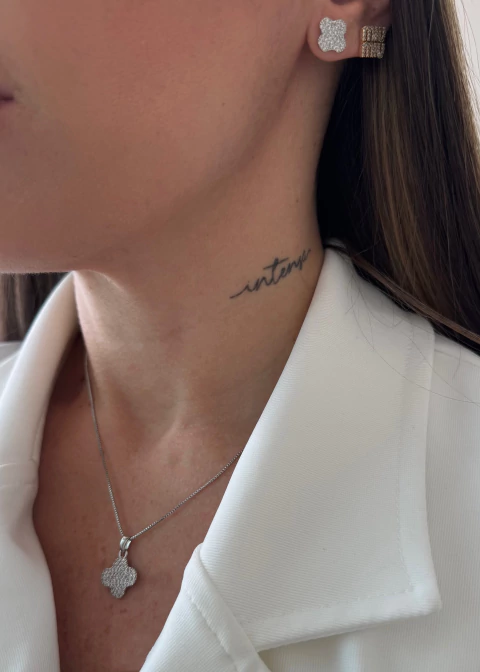 BL91 - CONJUNTO TREVO ZIRCÔNIA- FOLHEADO A PRATA 925 - comprar online