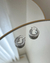 BRI1092 - BRINCO ARGOLA NAVETI CLIQUE CRISTAL - FOLHEADO A PRATA 925