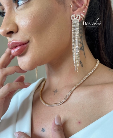 BRI14- BRINCO SHINE INSP VL CRAVEJADO - FOLHEADO A OURO 18k