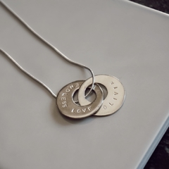 Collar doble en internet