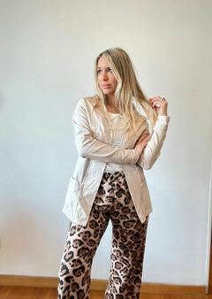 BLAZER TAMII en internet