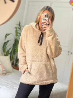 MAXI BUZO CORDERITO MILAN en internet