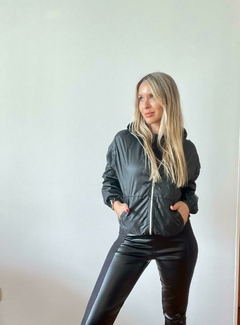 ROMPEVIENTO BARCELONA - comprar online