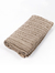 Manta cubre cama o cubre sillón en 8 con jersey beige. - comprar online