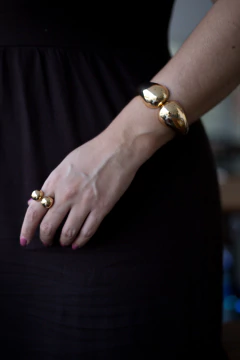 Bracelete Esferas Duplo na internet