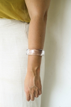 Bracelete Orgânico Translúcido - comprar online