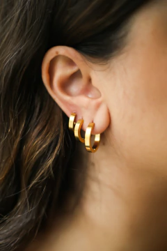 Argola Lisa P M G dourada - comprar online