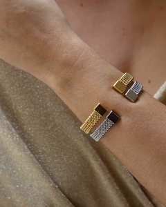 Bracelete malha Aço Inoxidável na internet
