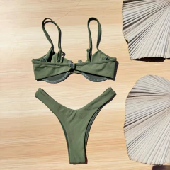 Imagem do Biquíni Meia-Taça Mari/Asa Delta Verde Militar