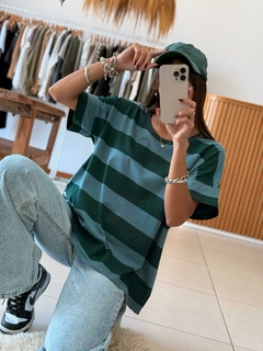 Remera DAKOTA Rayada - Laurel - comprar online