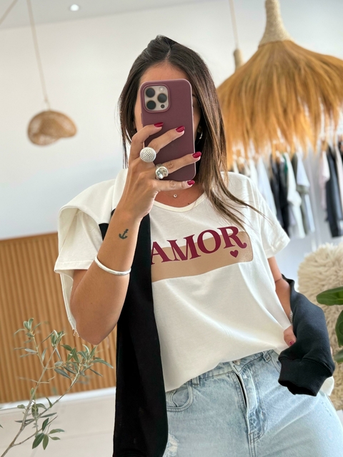 Remera EMILIA - Amor (rectangle)