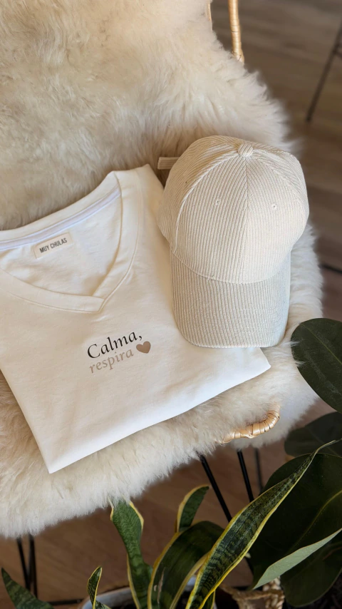 Remera OLIVIA - Calma respira