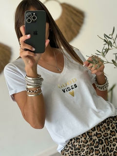 Remera INDIA - Vibes