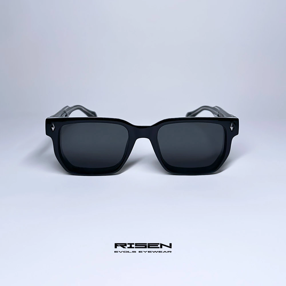 RISEN BLACK/BLACK