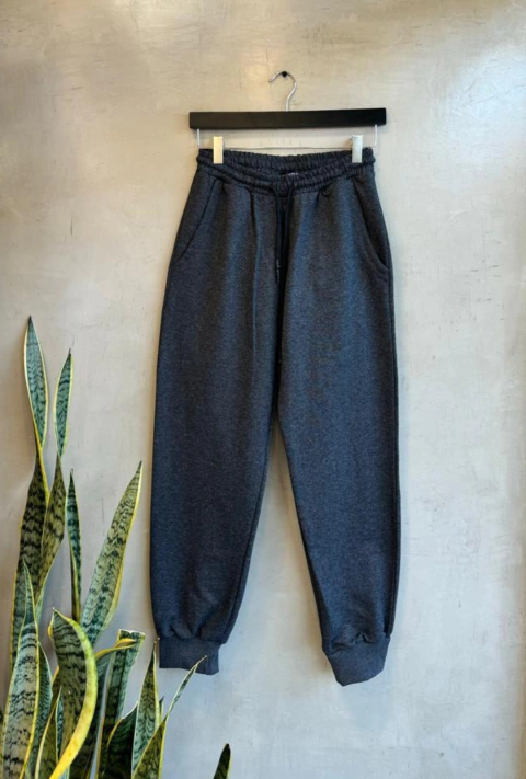 JOGGIN RUSTICO GRIS OSCURO
