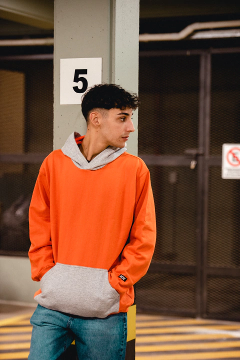 HOODIE FRIZA NARANJA/GRIS