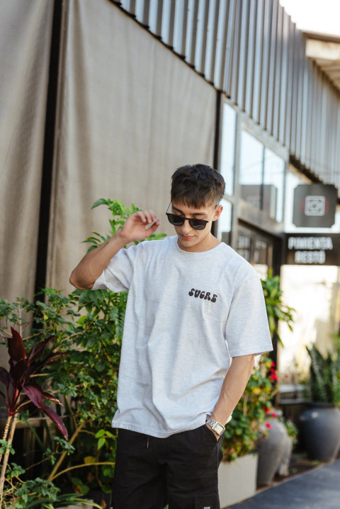 REMERA OVERSIZE RELAX GRAY