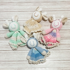 Muñeco de apego jirafita sonriente - comprar online