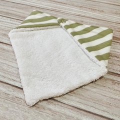 Babero bandana rayado beige y blanco - comprar online