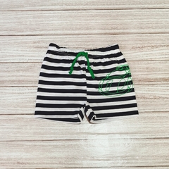 Short rayado azul marino y blanco