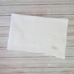 mantita tejida trenzas blanca en lanita