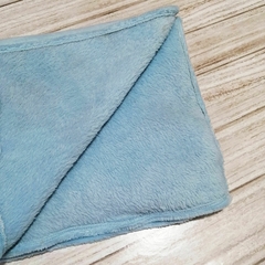 mantita polar soft celeste - comprar online