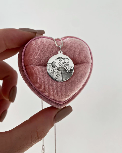 Colar Personalizado em Prata 925 - Medalha Redonda - Fotogravação ou Escrita - PRODUÇÃO EM ATÉ 3 DIAS ÚTEIS - comprar online