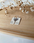 Kit - 2 pingentes Placa - O amor tudo sofre, tudo crê! - Tudo espera, tudo suporta - 9 mm