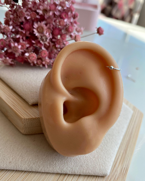 Piercing argola torção - 6mm com esfera - em Prata 925