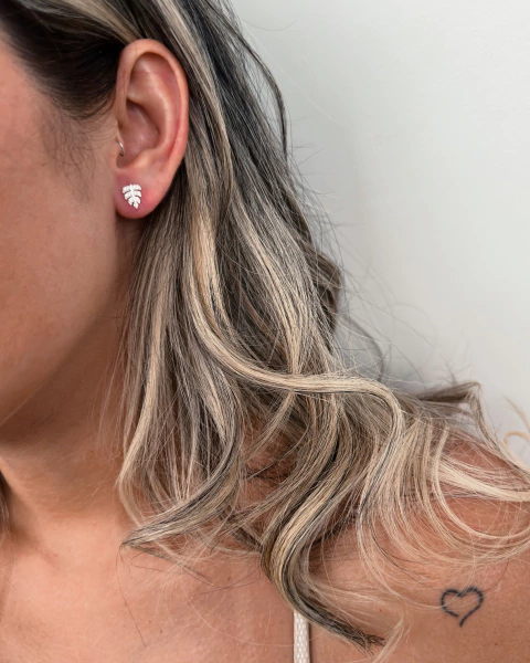 Brinco costela de Adão - cravejado - 1,3 cm x 6 mm - comprar online