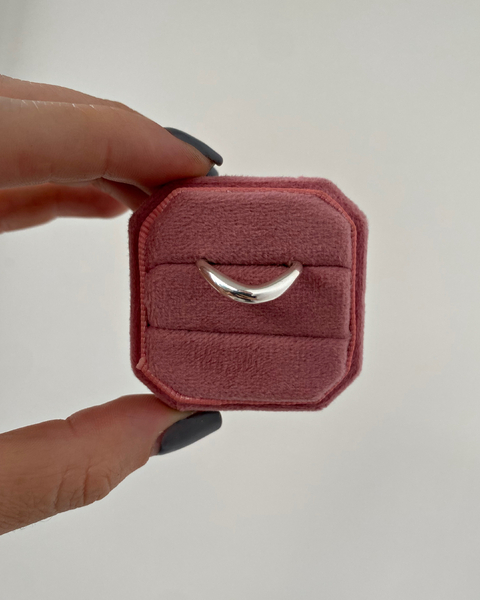 Anel V arredondado - em Prata 925 - comprar online