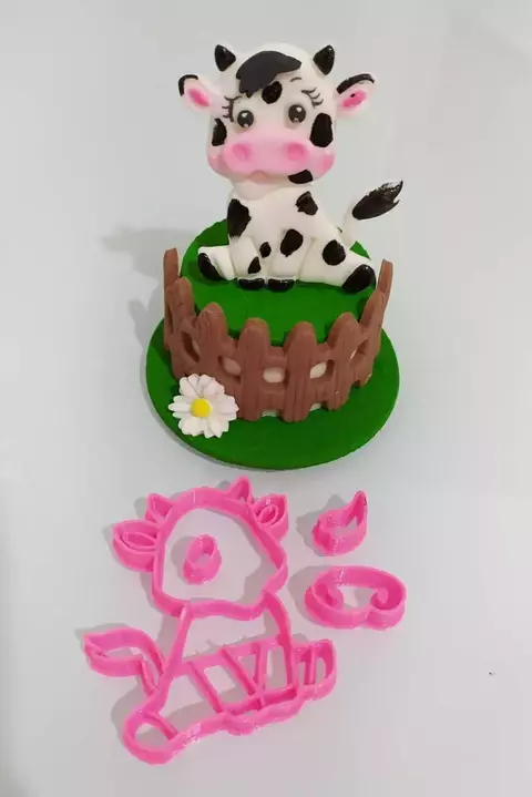 Cortador Fazendinha - Vaca - comprar online