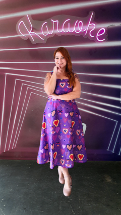Vestido Carinhoso na internet