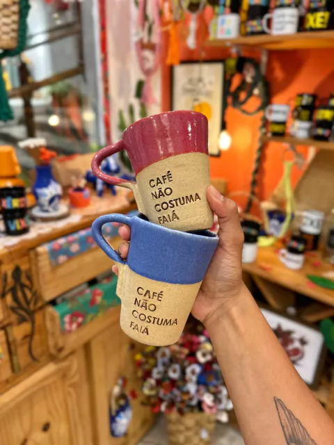CANECA - CAFÉ NÃO COSTUMA FAIÁ