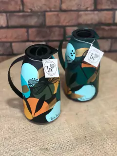 Garrafa térmica - Verde Bandeira - Taisa Nunes - Feito por mim