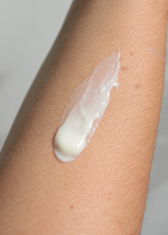 Crema Corporal Almendras EMILY - comprar online
