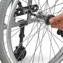 Silla De Ruedas de Aluminio PREMIUN Incluye PAR DE RUEDAS TRASERAS AUXILIARES PARA ESPACIOS REDUCIDOS | Importada - comprar online