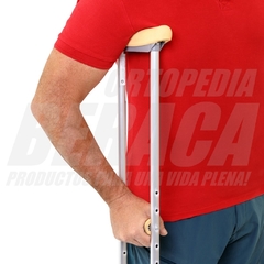 Imagen de MULETAS DE ALUMINIO para ADULTOS - Tamaño: MEDIANO (Par)