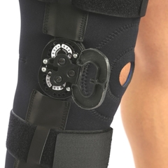 RODILLERA POLICÉNTRICA ARTICULADA de Neoprene - comprar online